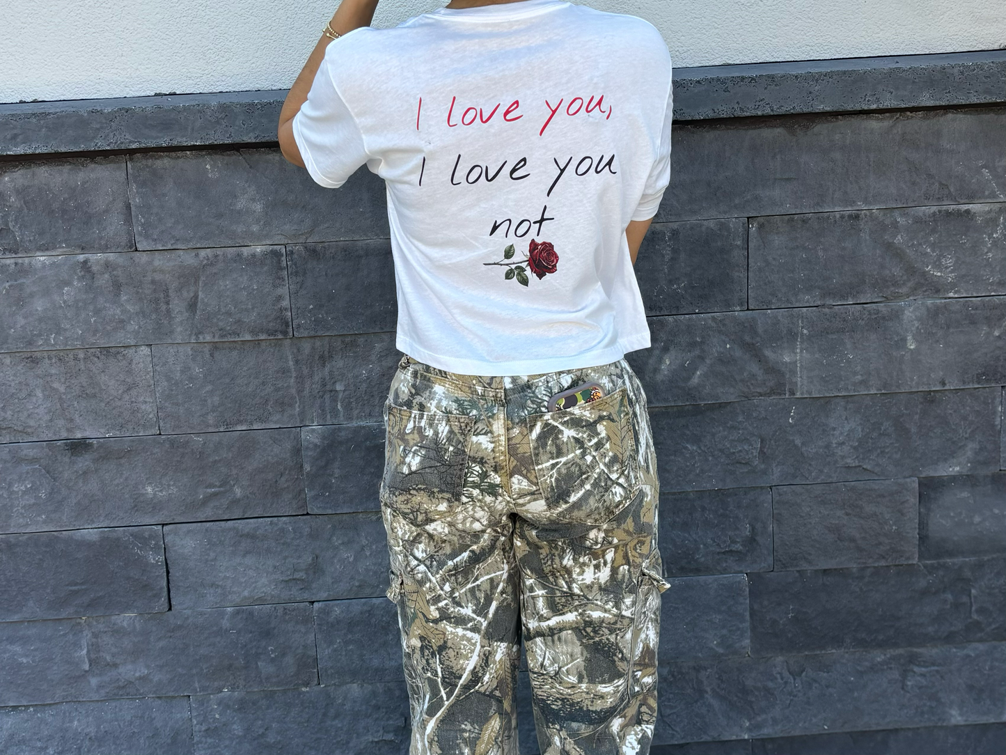 Women's "I love you, I love you not" cropped T