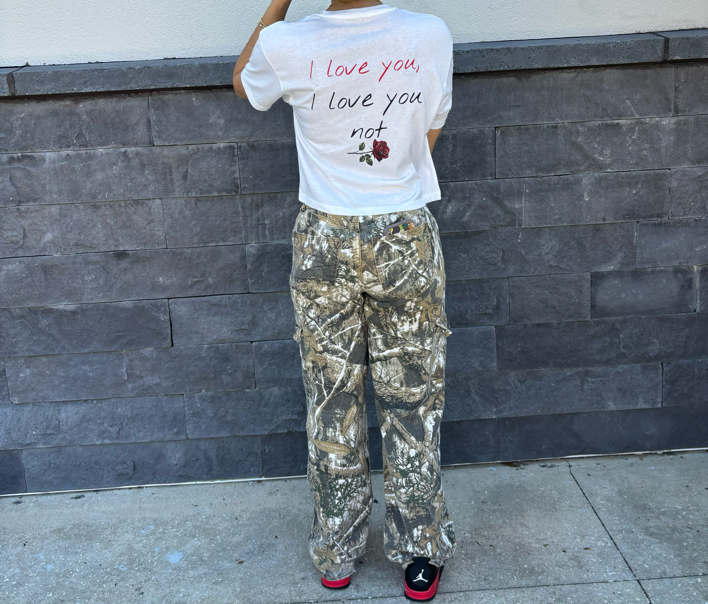 Women's "I love you, I love you not" cropped T